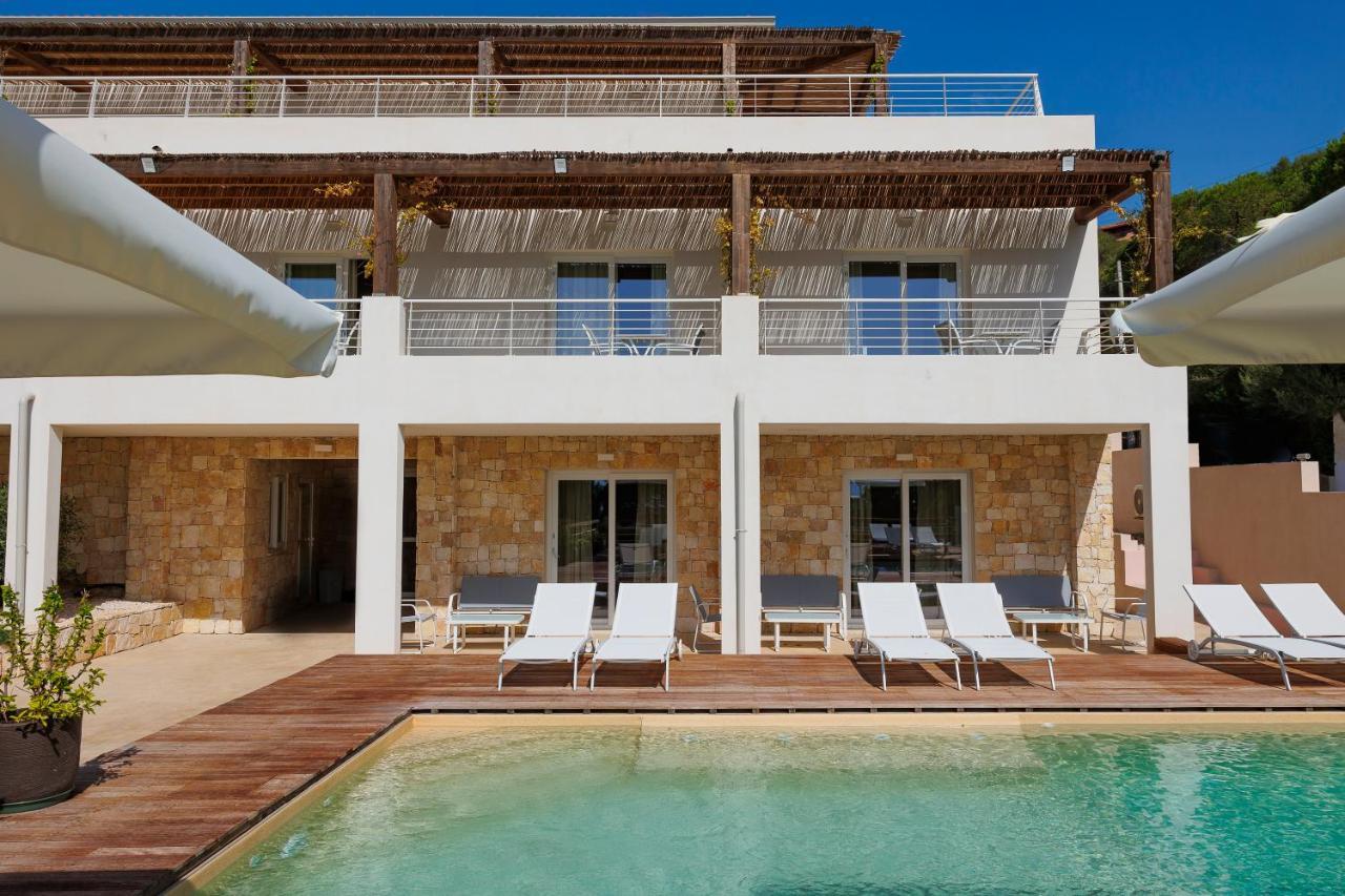 Mercury Beach Hotel SantʼAntìoco Екстериор снимка