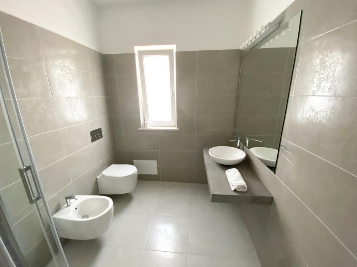 Mercury Beach Hotel SantʼAntìoco Екстериор снимка