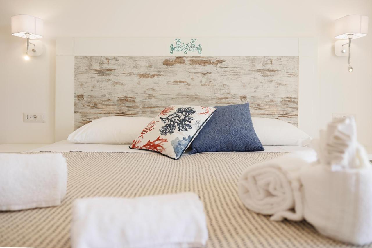 Mercury Beach Hotel SantʼAntìoco Екстериор снимка